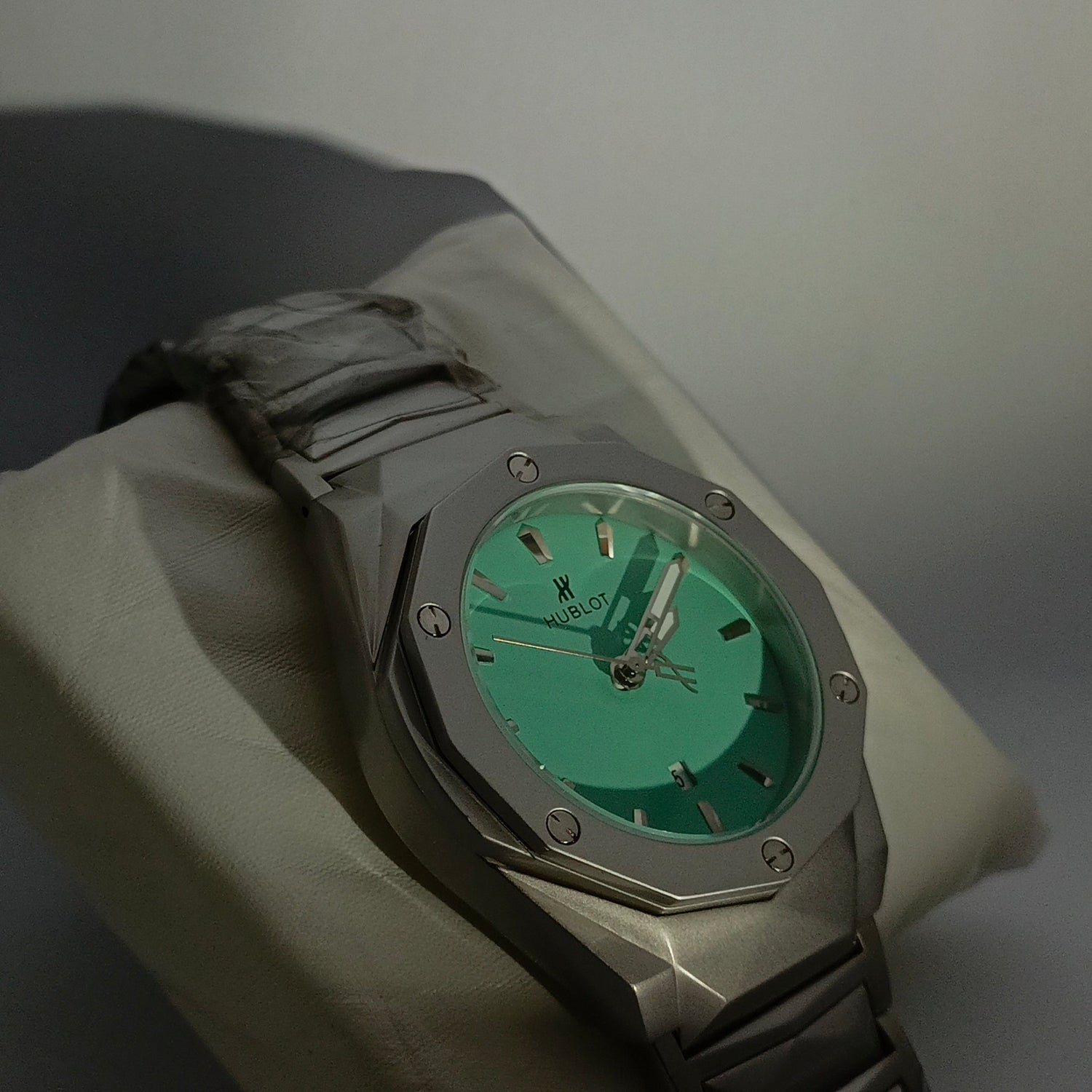 HUBLOT