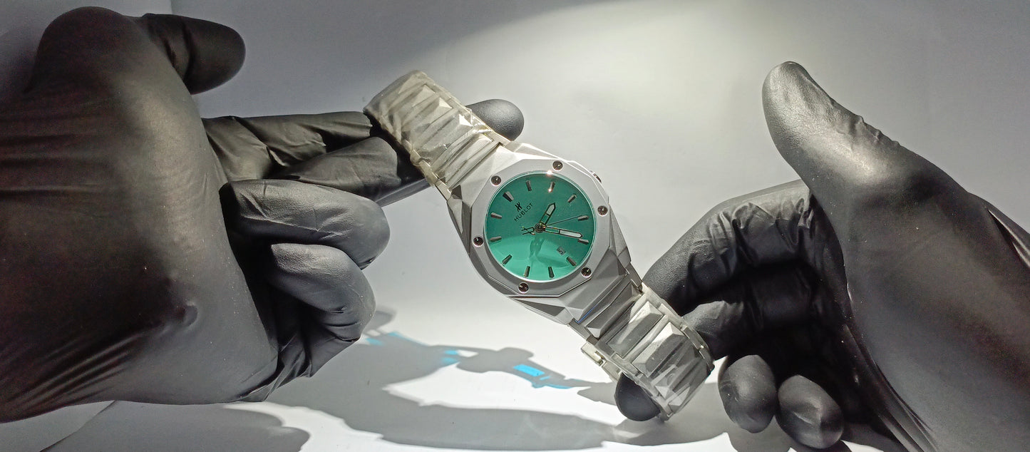 HUBLOT DIAMOND CUT DATE WATCH, WITH AQUA DIAL